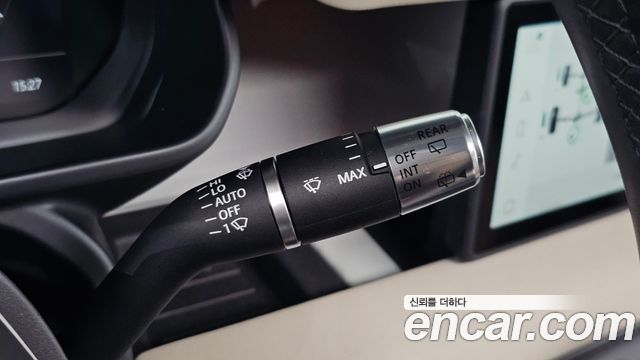 Land Rover Defender 2020 — photo 22