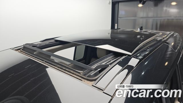 Land Rover Defender 2020 — photo 32