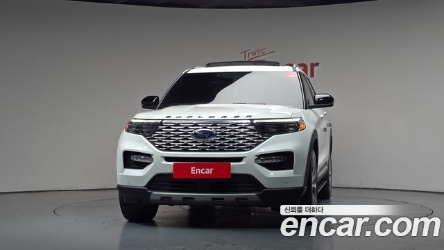 Ford Explorer 2021 — photo 3