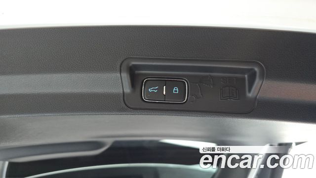 Ford Explorer 2021 — photo 26