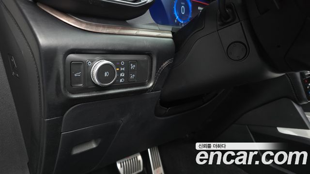 Ford Explorer 2021 — photo 30