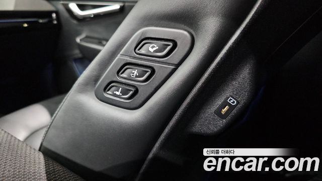 Kia EV6 2022 — photo 30