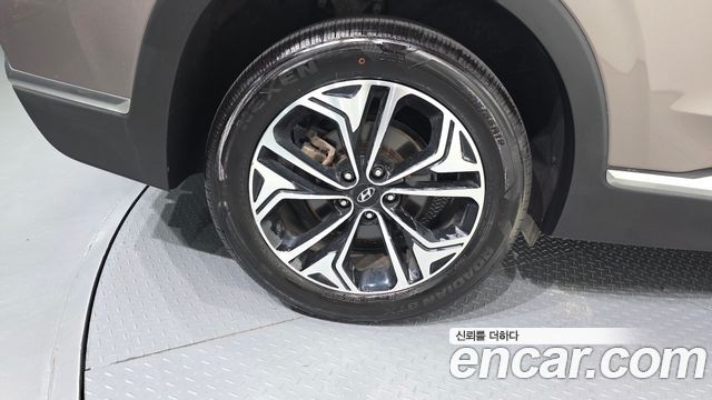 Hyundai Santafe 2019 — photo 5