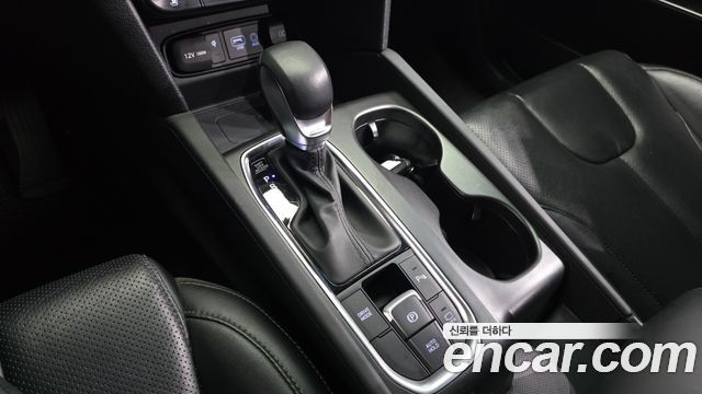 Hyundai Santafe 2019 — photo 12