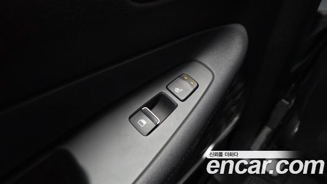 Hyundai Santafe 2019 — photo 25