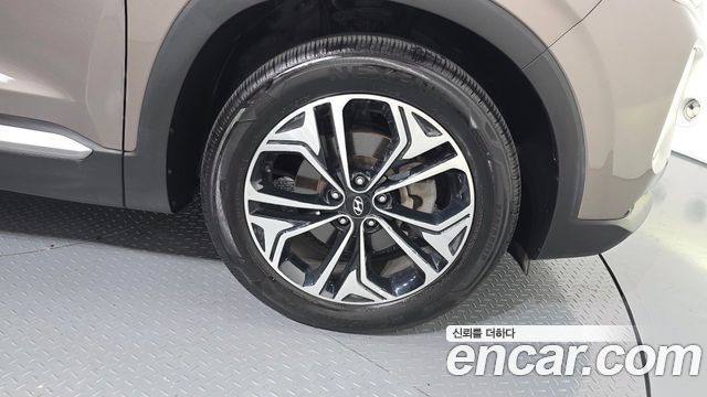 Hyundai Santafe 2019 — photo 7