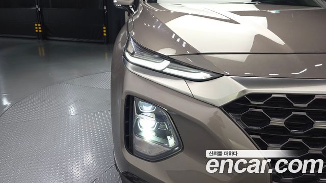 Hyundai Santafe 2019 — photo 8