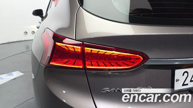 Hyundai Santafe 2019 — photo 9