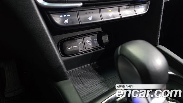 Hyundai Santafe 2019 — photo 30