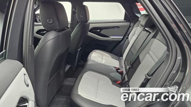 Land Rover Range Rover Evoque 2026 — photo 4