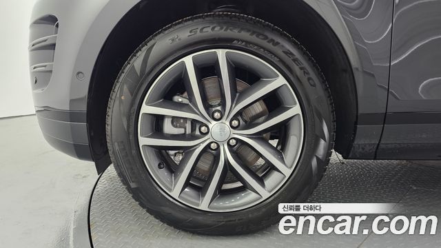 Land Rover Range Rover Evoque 2026 — photo 8