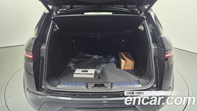 Land Rover Range Rover Evoque 2026 — photo 10