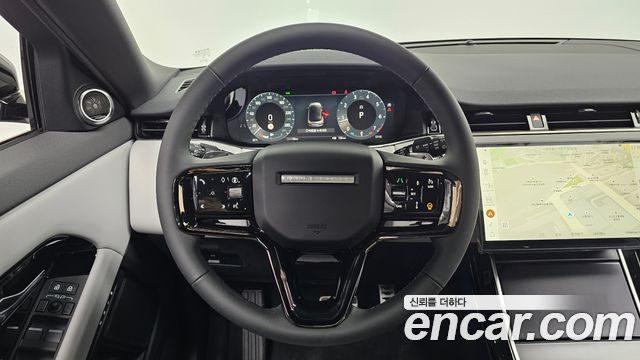 Land Rover Range Rover Evoque 2026 — photo 15