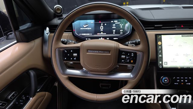 Land Rover Range Rover 2023 — photo 19