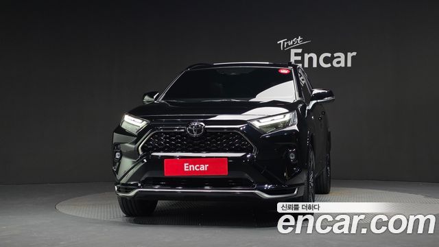 Toyota RAV4 2025 — photo 3