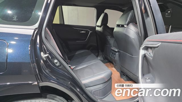 Toyota RAV4 2025 — photo 25