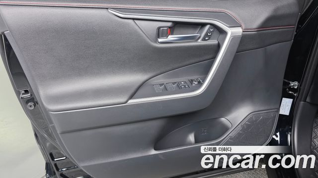 Toyota RAV4 2025 — photo 14
