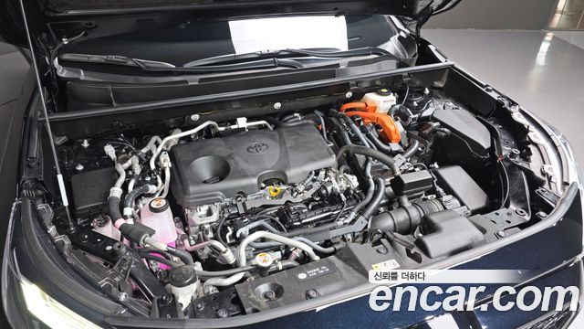 Toyota RAV4 2025 — photo 28