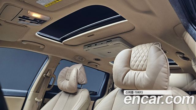 Kia Canival 2016 — photo 19