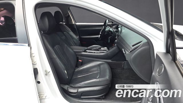 Hyundai Sonata 2020 — photo 11