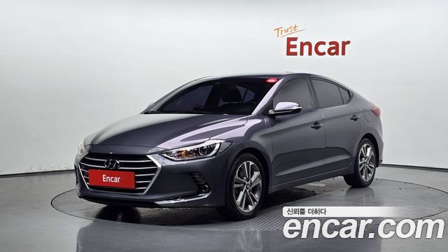 Hyundai AVANTE 2018 — photo 1