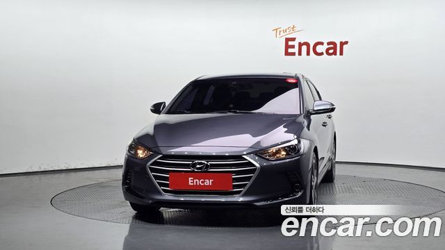 Hyundai AVANTE 2018 — photo 3