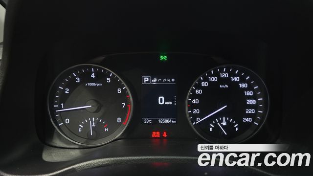 Hyundai AVANTE 2018 — photo 8