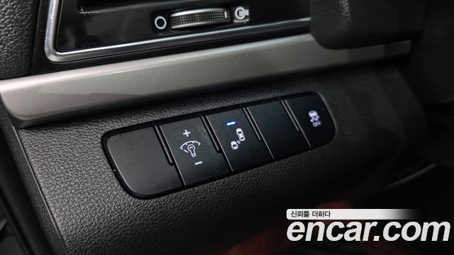 Hyundai AVANTE 2018 — photo 14