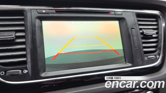 Kia Canival 2016 — photo 15