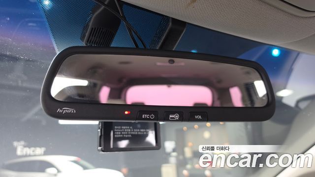 Kia Canival 2016 — photo 16