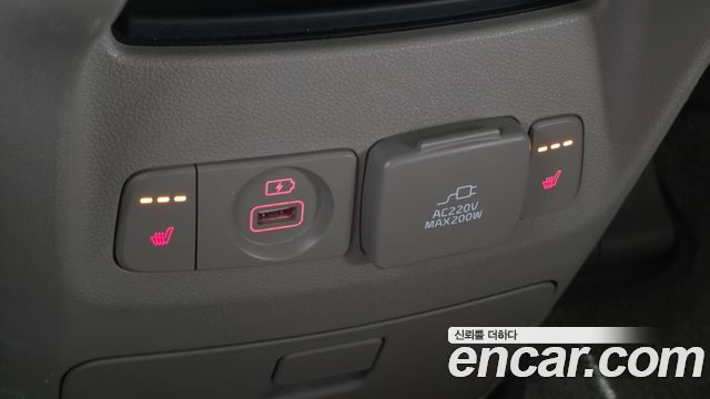 Kia Canival 2016 — photo 18