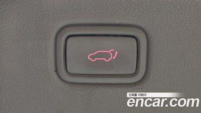 Kia Canival 2016 — photo 20