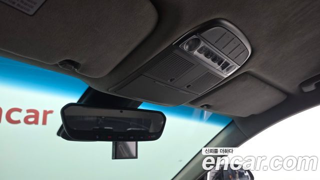 Genesis EQ900 2016 — photo 17