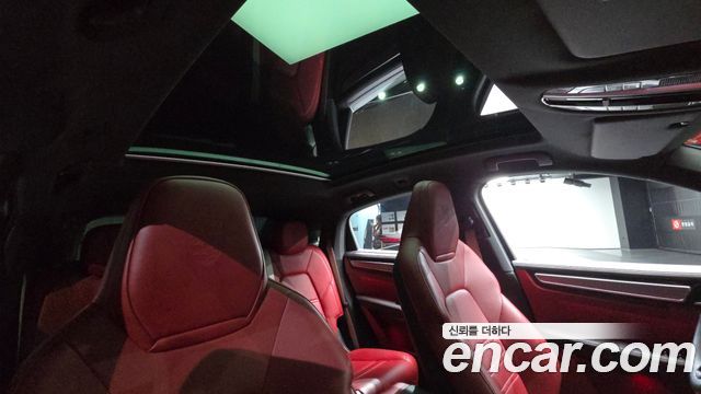 Porsche Cayenne 2023 — photo 25