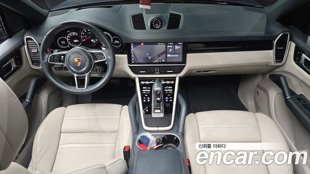 Porsche Cayenne 2020 — photo 10