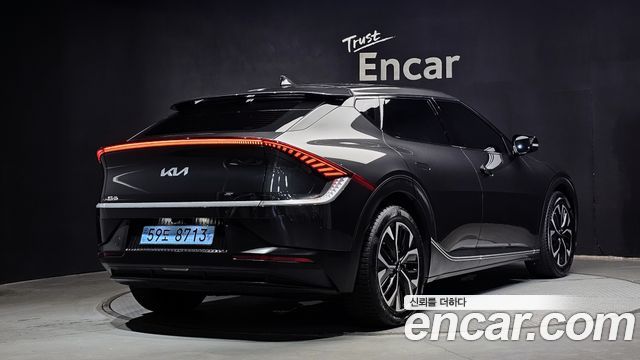 Kia EV6 2022 — photo 2