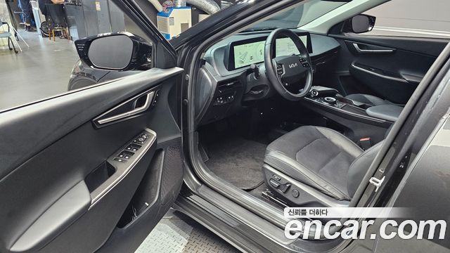 Kia EV6 2022 — photo 13