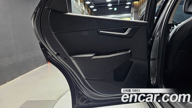 Kia EV6 2022 — photo 15