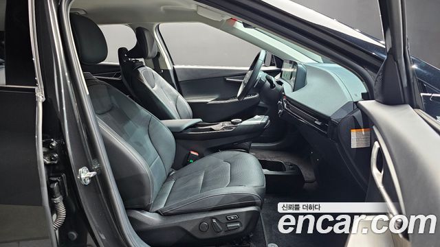Kia EV6 2022 — photo 16
