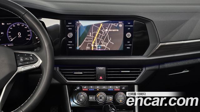 Volkswagen Jetta 2024 — photo 21