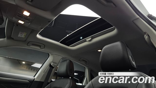 Volkswagen Jetta 2024 — photo 24