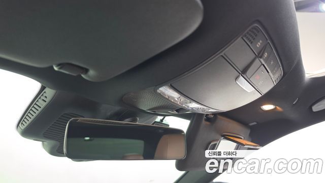 Mercedes-Benz E-Class 2023 — photo 20