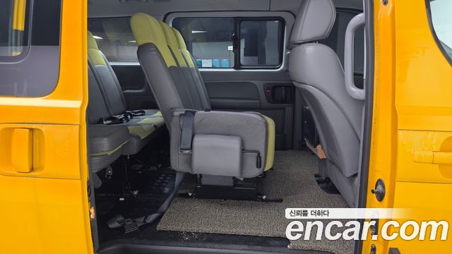 Hyundai Starex 2015 — photo 12