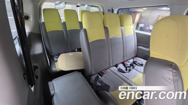 Hyundai Starex 2015 — photo 17