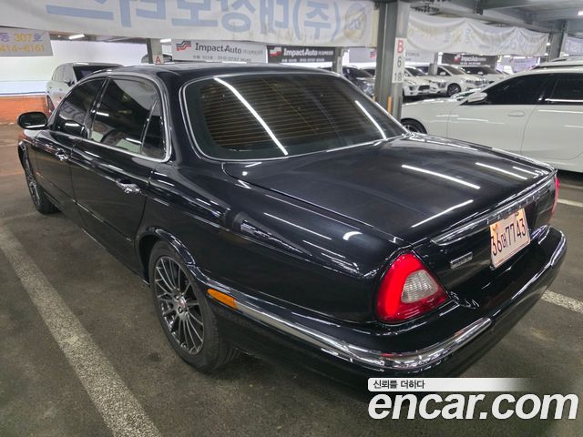 Jaguar XJ-8 2005 — photo 4