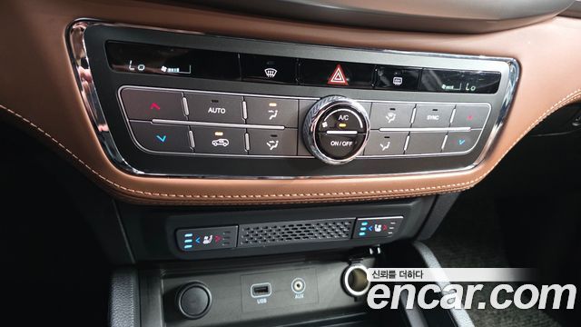 KG Mobility Rexton 2019 — photo 16