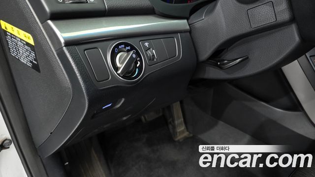Hyundai i40 2016 — photo 13