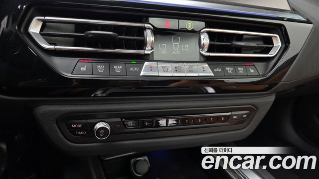 BMW Z4 2026 — photo 22