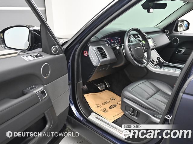 Land Rover Range Rover Sport 2019 — photo 11