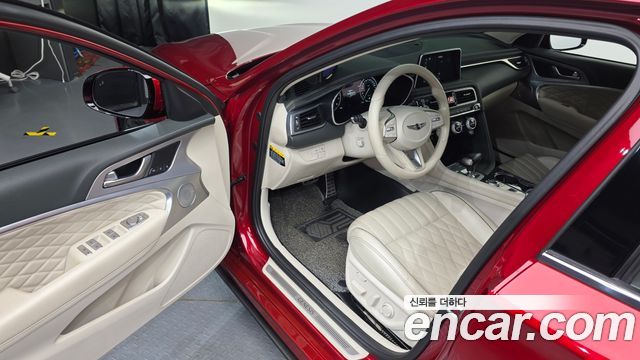 Genesis G70 2019 — photo 10